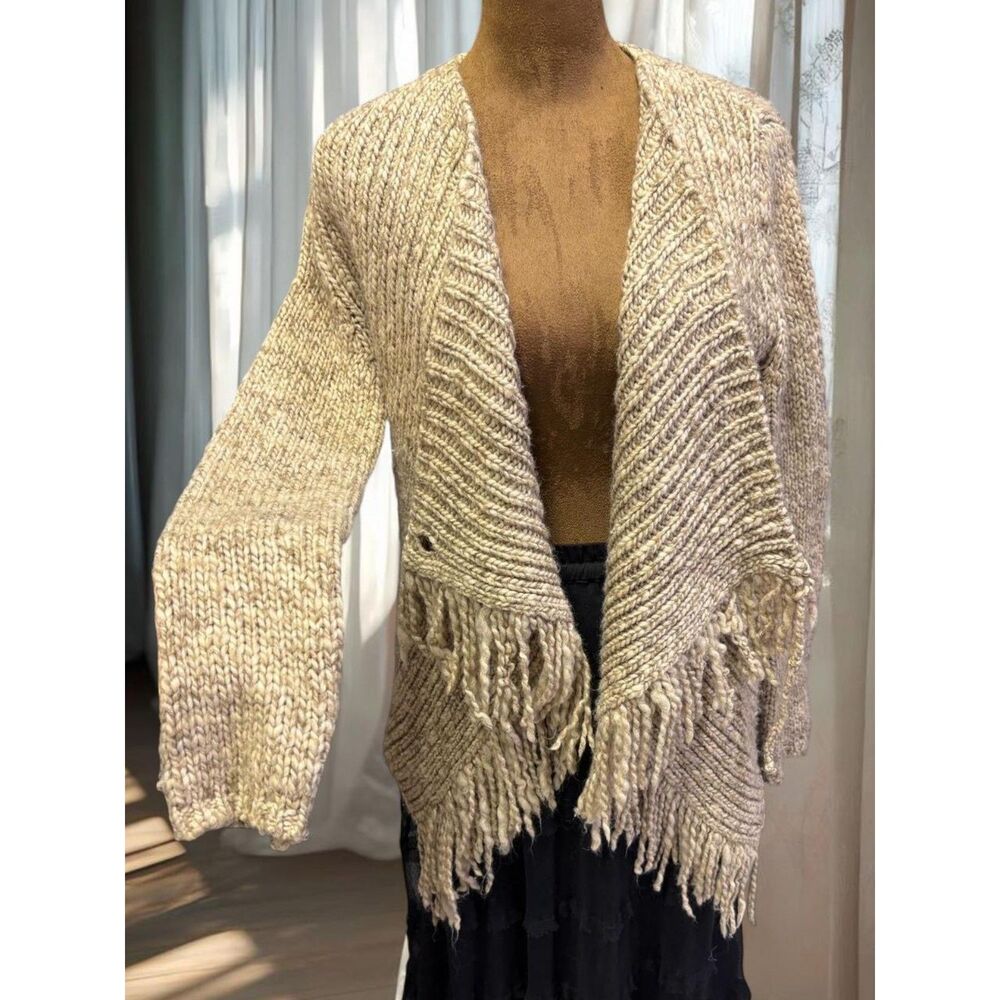 Simia Novelli Italian Festival Cottage Boho Fringe Tan Cardigan Shawl Wrap